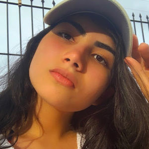 Meet your Posher, Eduarda